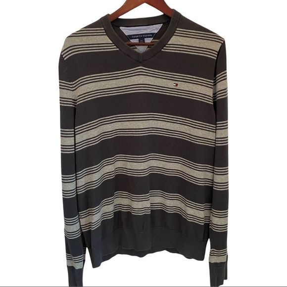 Tommy Hilfiger Other - Tommy Hilfiger long sleeve V-neck wide stripe sweater size large Men’s